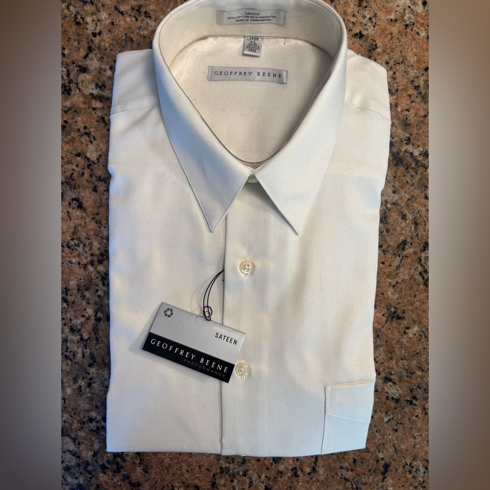 Geoffrey Beene Men’s LG Wrinkle Free Sateen Cream Long Sleeve Shirt NEW w/tags